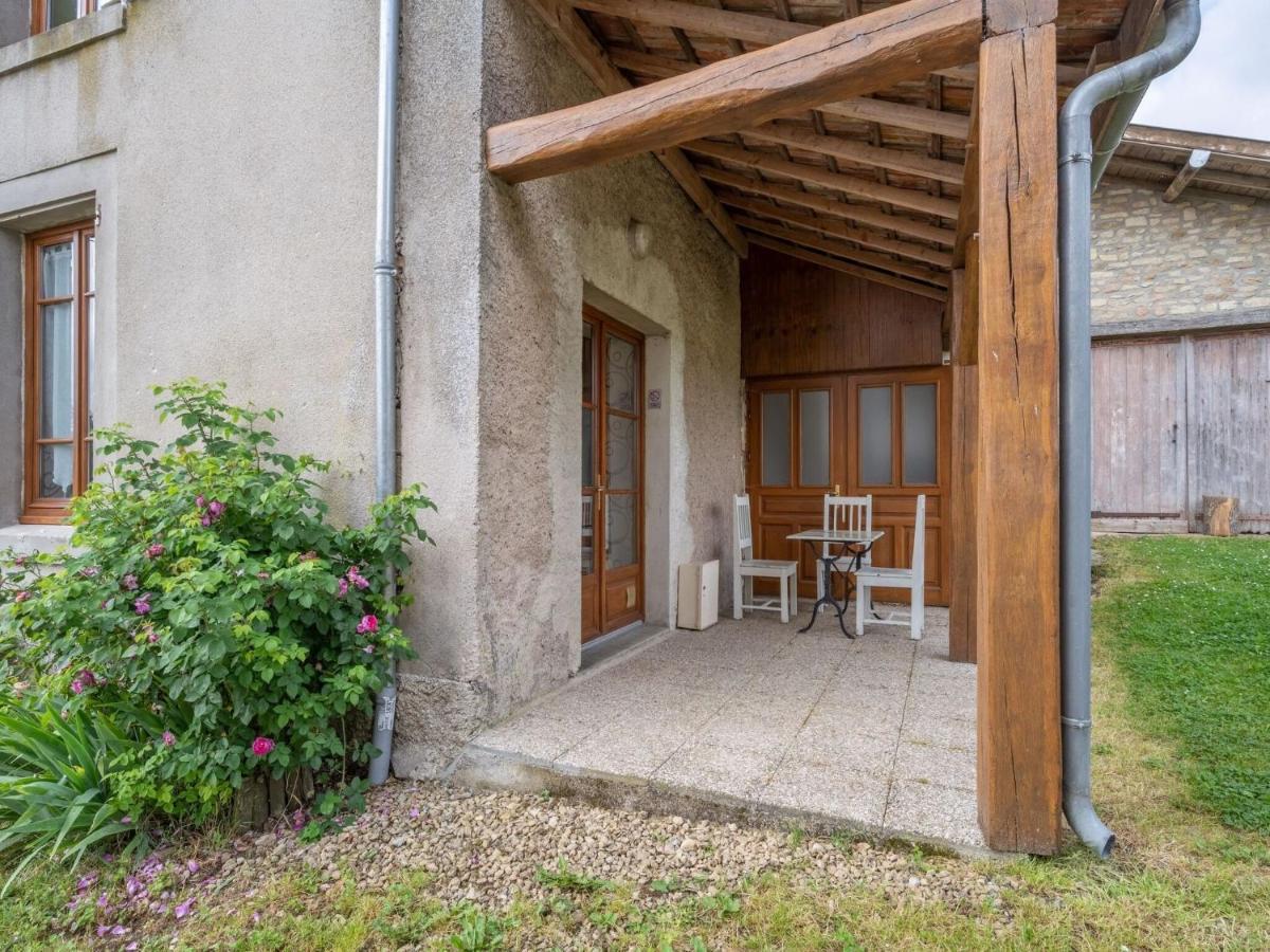 Vintage Holiday Home With Private Garden Nouart Δωμάτιο φωτογραφία